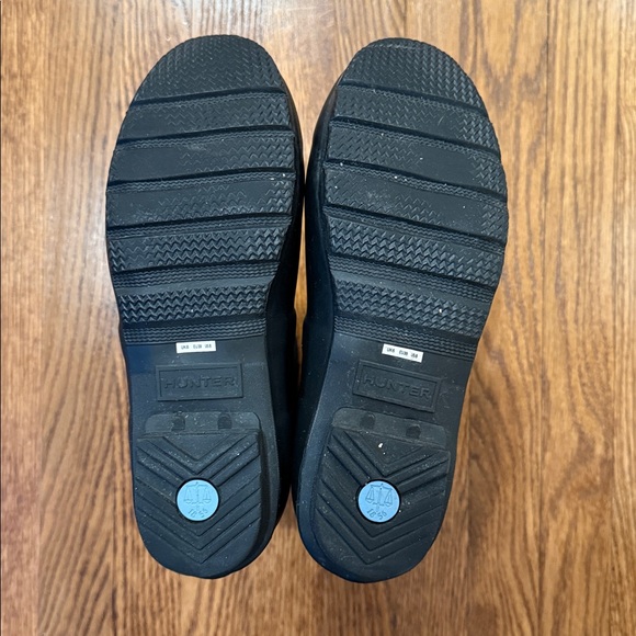 Hunter Women’s Original Short Boots + 2 pairs Boots Socks - Picture 9 of 12